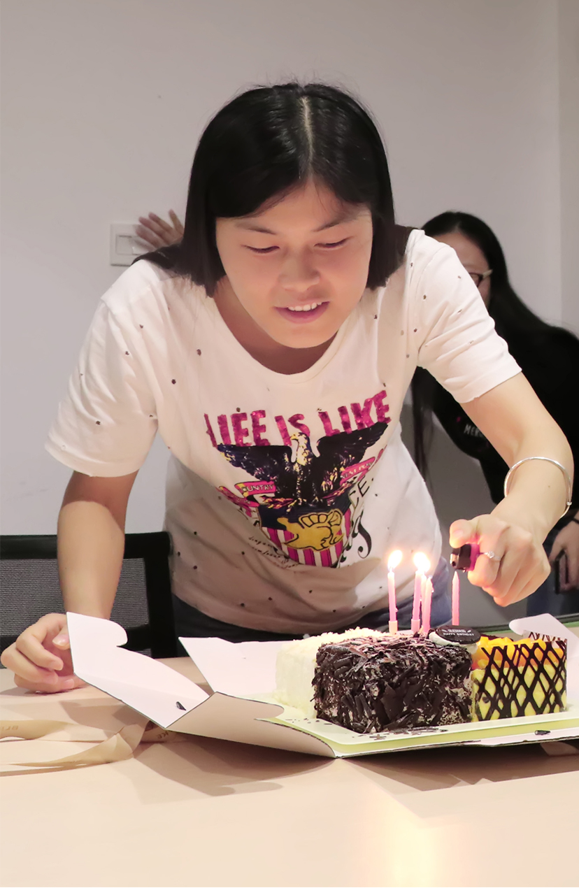 點(diǎn)蠟燭.jpg 點(diǎn)蠟燭.jpg