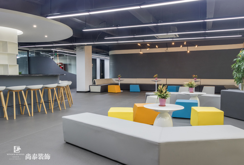 休閑區(qū)裝修實(shí)拍圖