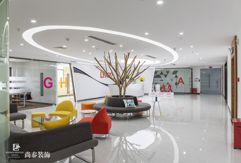 前廳一角裝修實(shí)拍圖