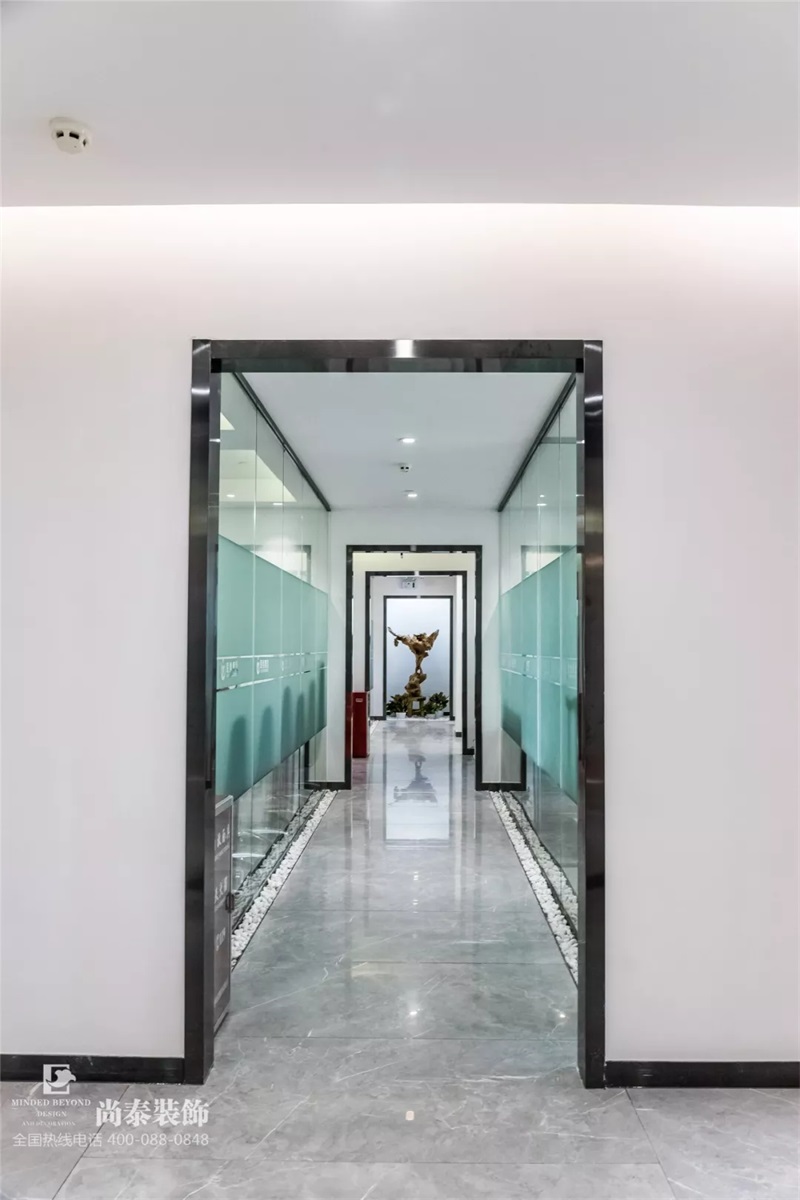 走廊裝修實(shí)景圖