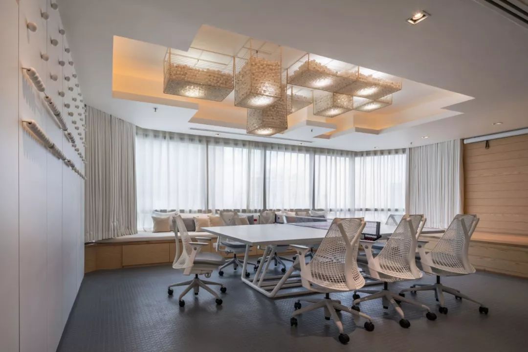 辦公室會議室設(shè)計圖片