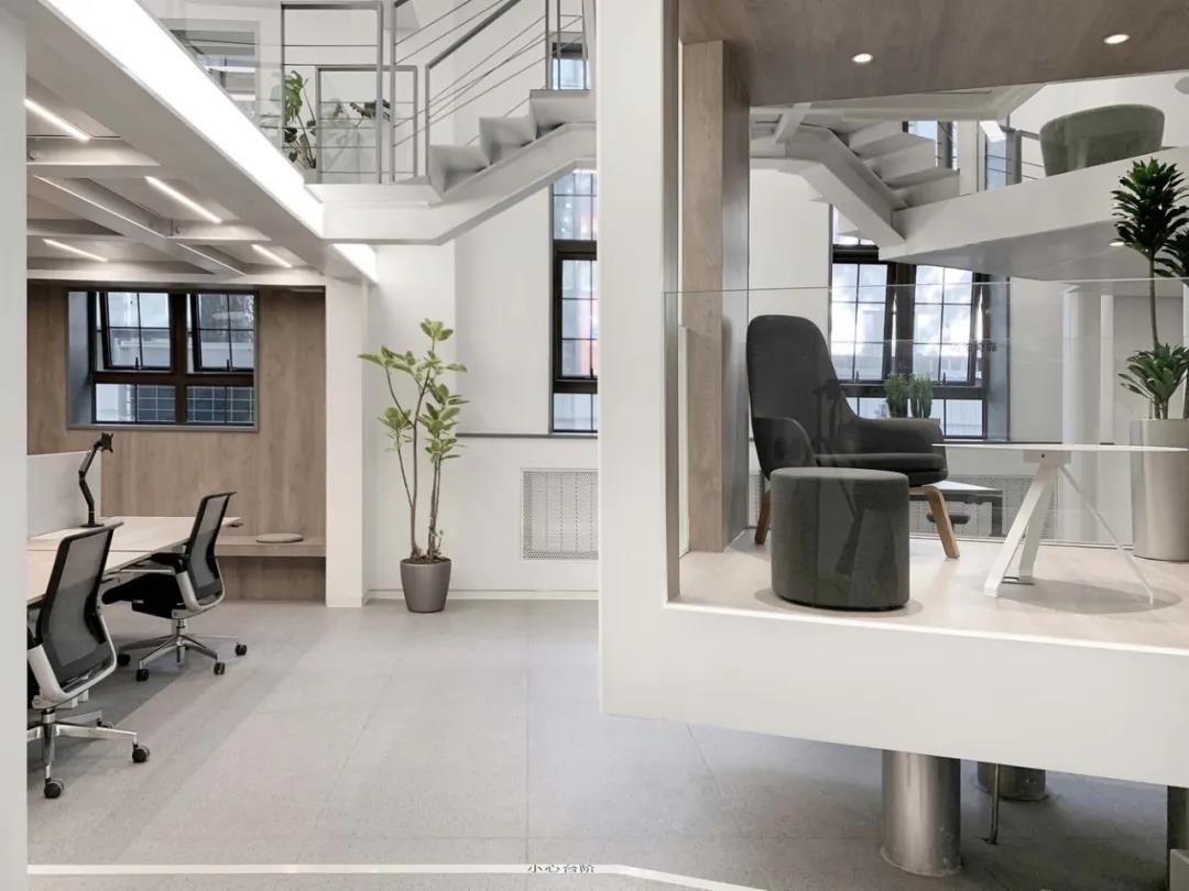 小型辦公室裝修設(shè)計創(chuàng)意圖