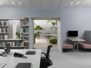 不銹鋼波紋板裝飾辦公室簡直絕了！