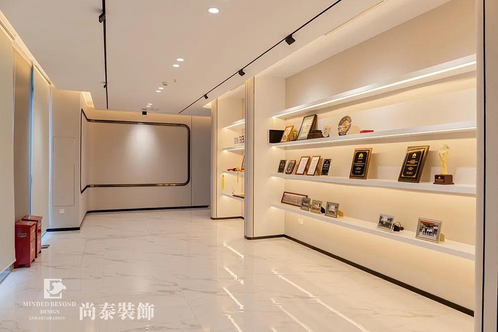 科技公司辦公室榮譽(yù)展區(qū)裝飾效果圖